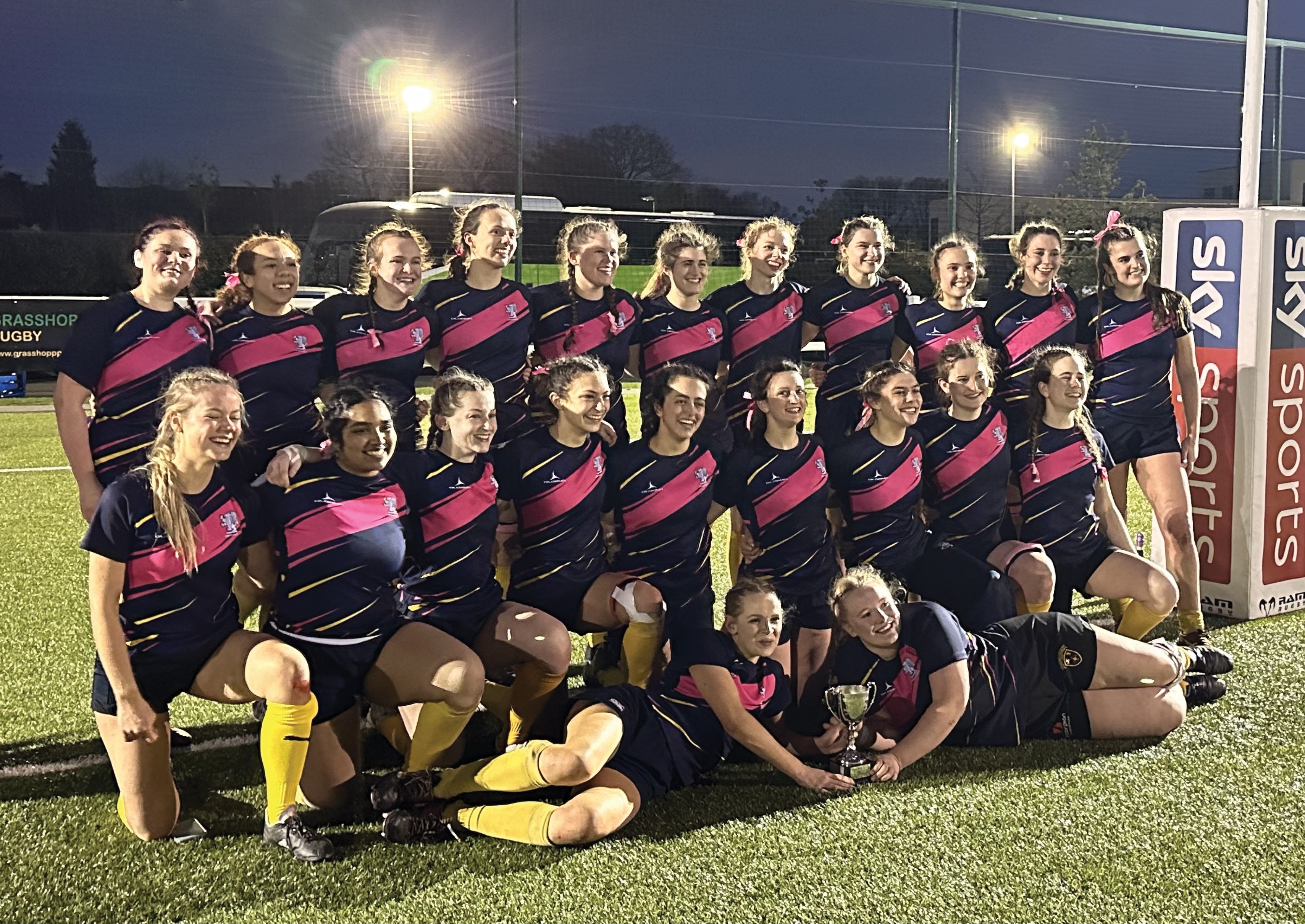 The Birds rugby team together on the pitch
